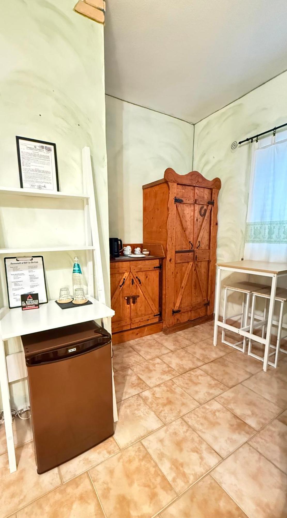 Double or Twin Room Private Bathroom