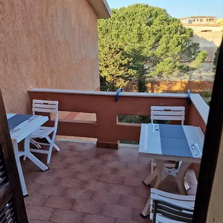 Guest House Tra Rocce E Mare-3